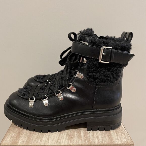 Black Combat Boots Women’s Size 7 Faux Leather Shearling NWOT Biker Moto Goth - Picture 1 of 13